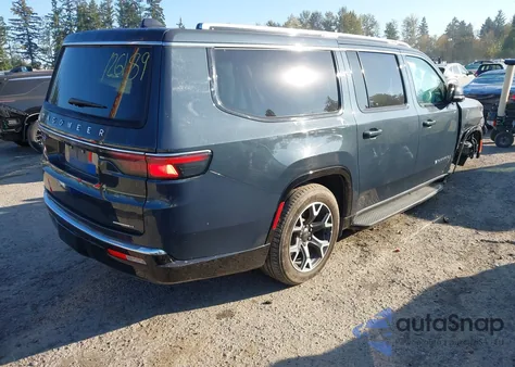 2024 Jeep Wagoneer L Series Iii 4X4 from USA, damaged, VIN 1C4SJSDP7RS168647